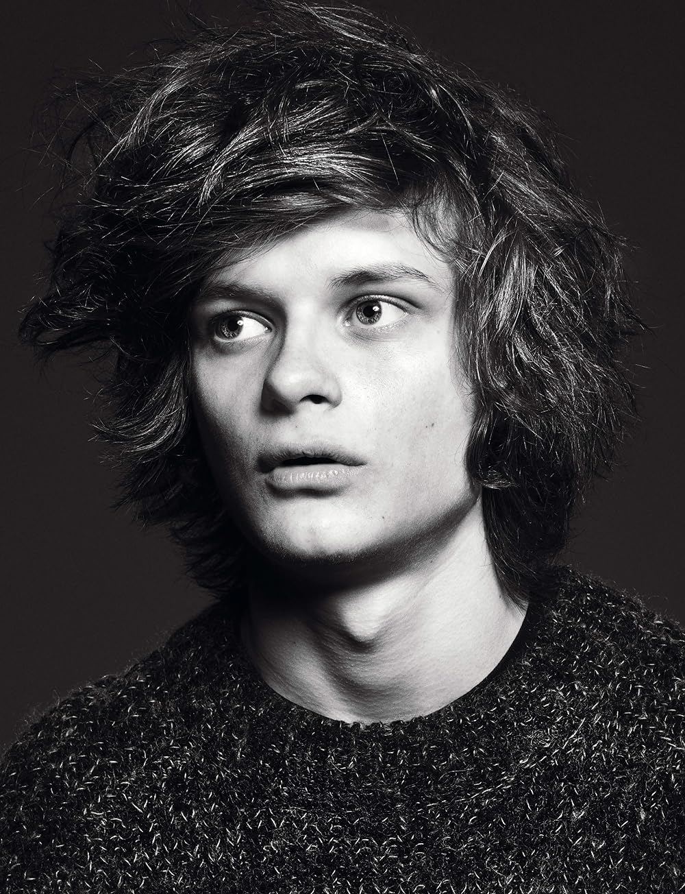 Charlie Tahan