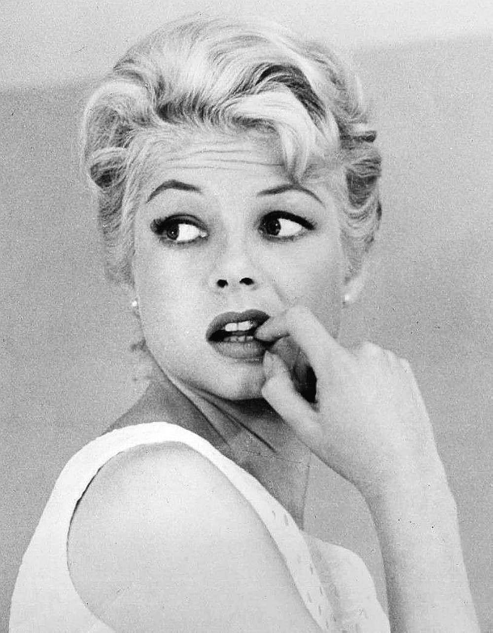 Mary Peach